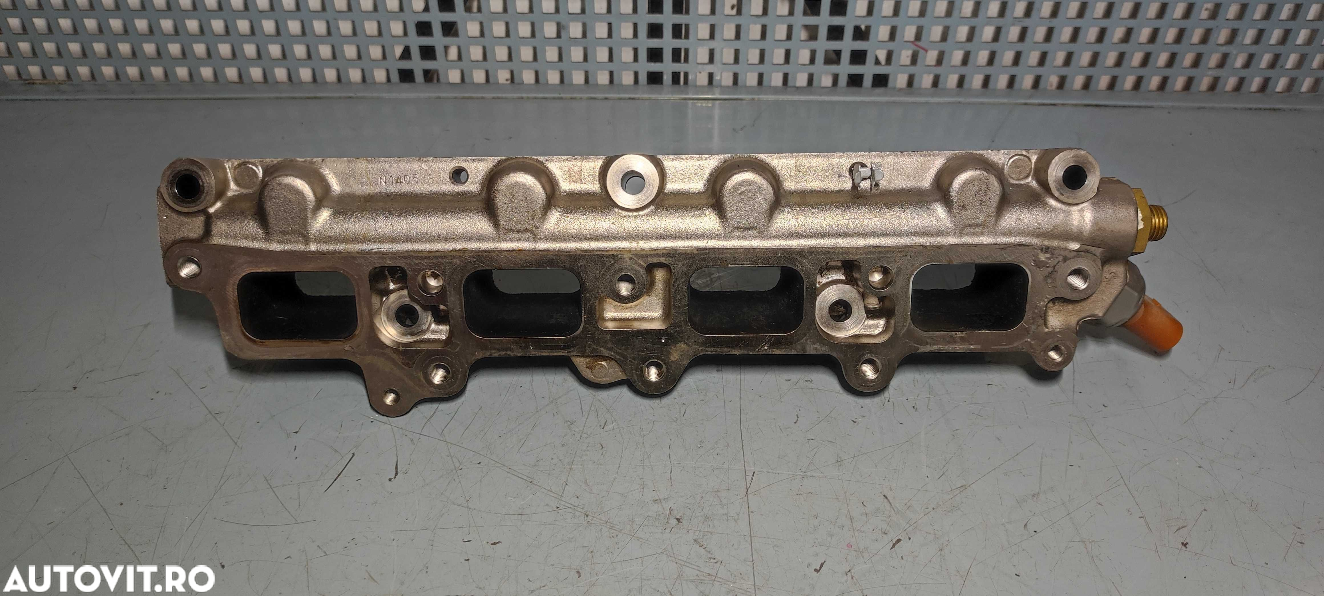 Rampa injectie Volkswagen VW golf 6 variant cod motor CAXA - 4