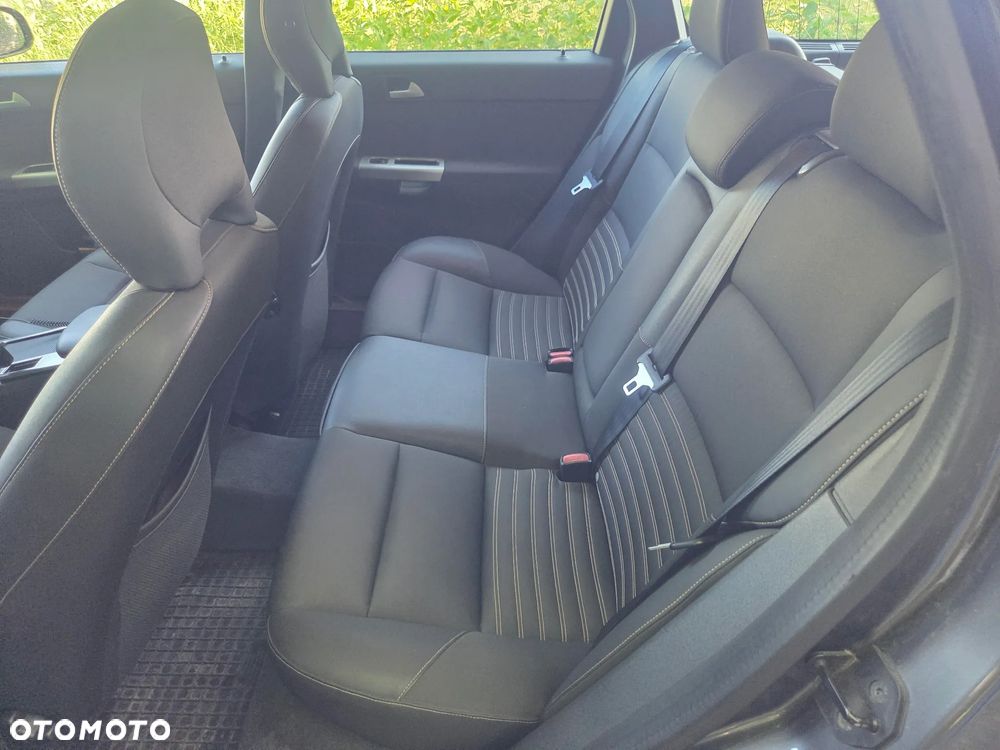 Volvo V50 2.0D Momentum - 14