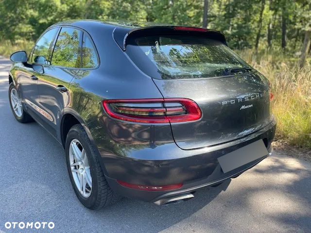 Porsche Macan Standard - 2