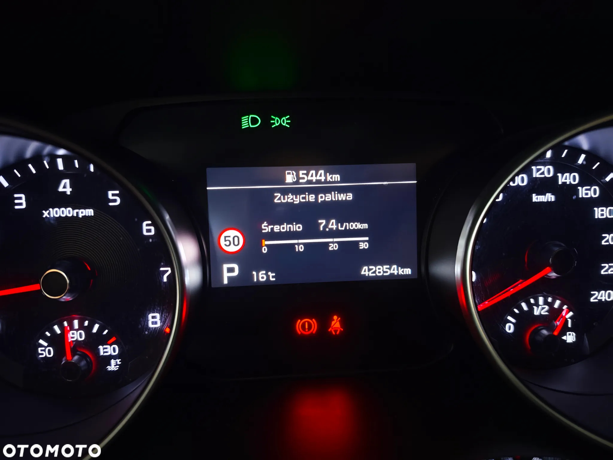Kia XCeed 1.5 T-GDI Business Line DCT - 37