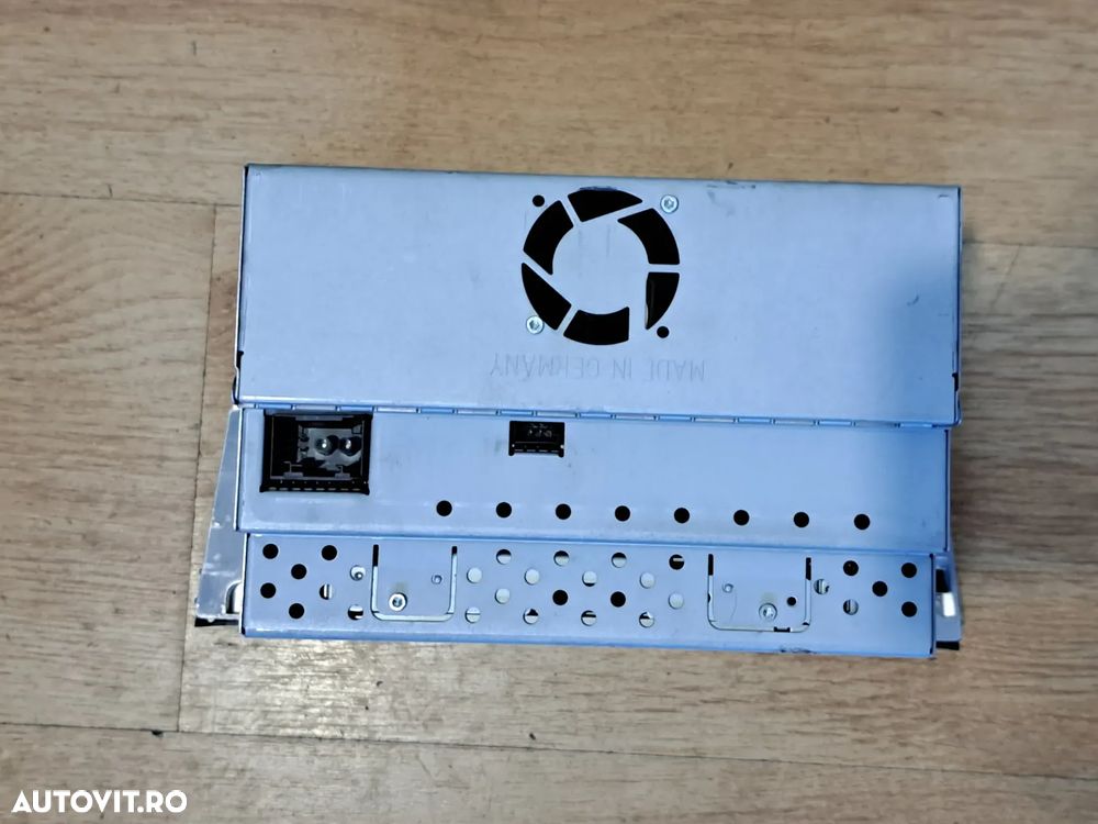 Navigatie Radio CD Originala Mercedes-Benz varianta NonFacelift E-Class W211 / CLS W219, Unitate Audio Harman Becker BE 7039 High Headunit, Cod OEM A2118202197, Model Q01 - 4