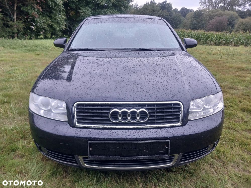 Audi A4 Limousine - 5