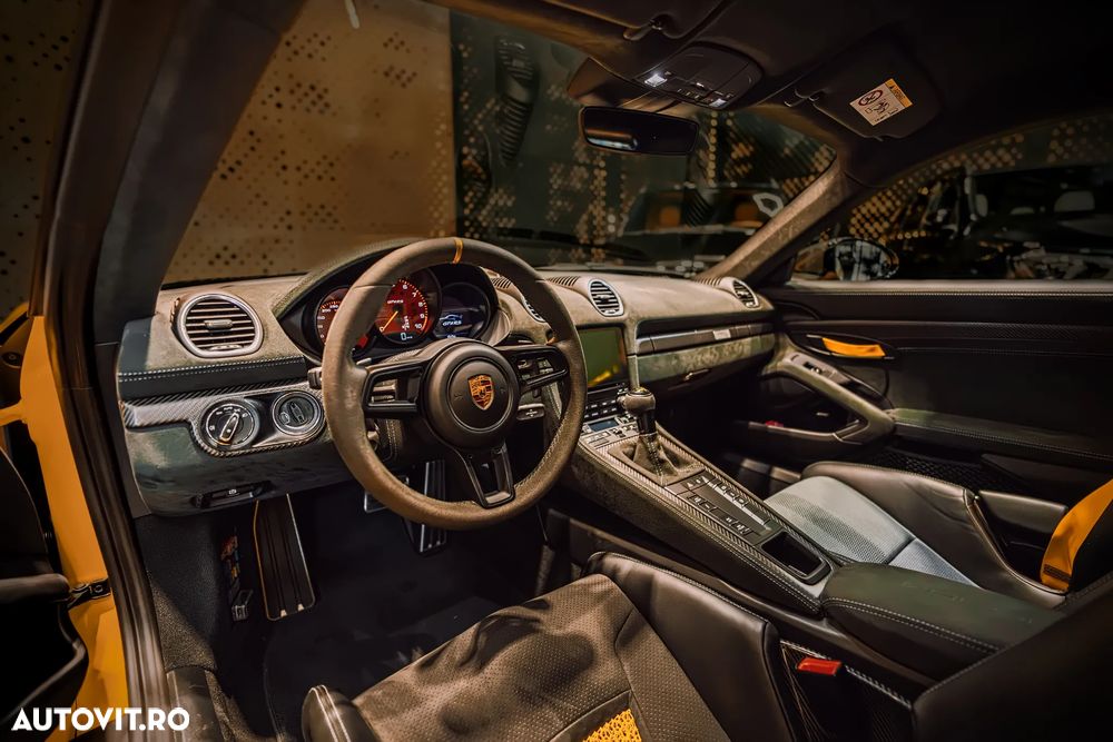 Porsche Cayman - 9