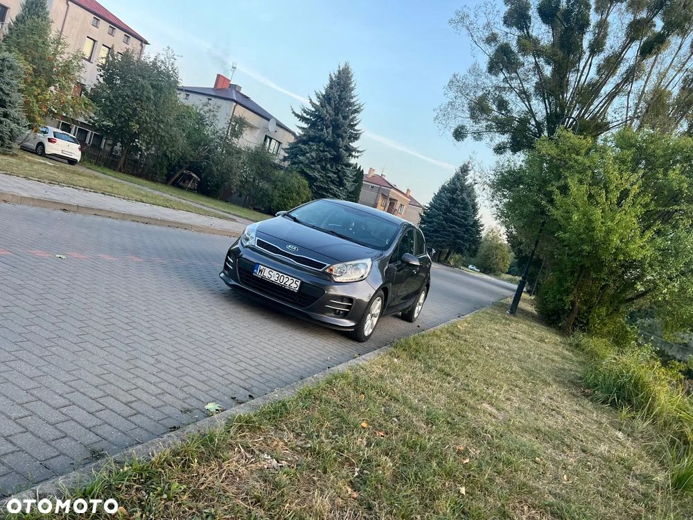 Kia Rio 1.4 crdi Business Line - 13