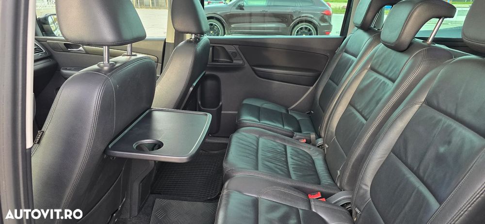 Volkswagen Sharan 2.0 TDI DSG IQ.DRIVE - 12