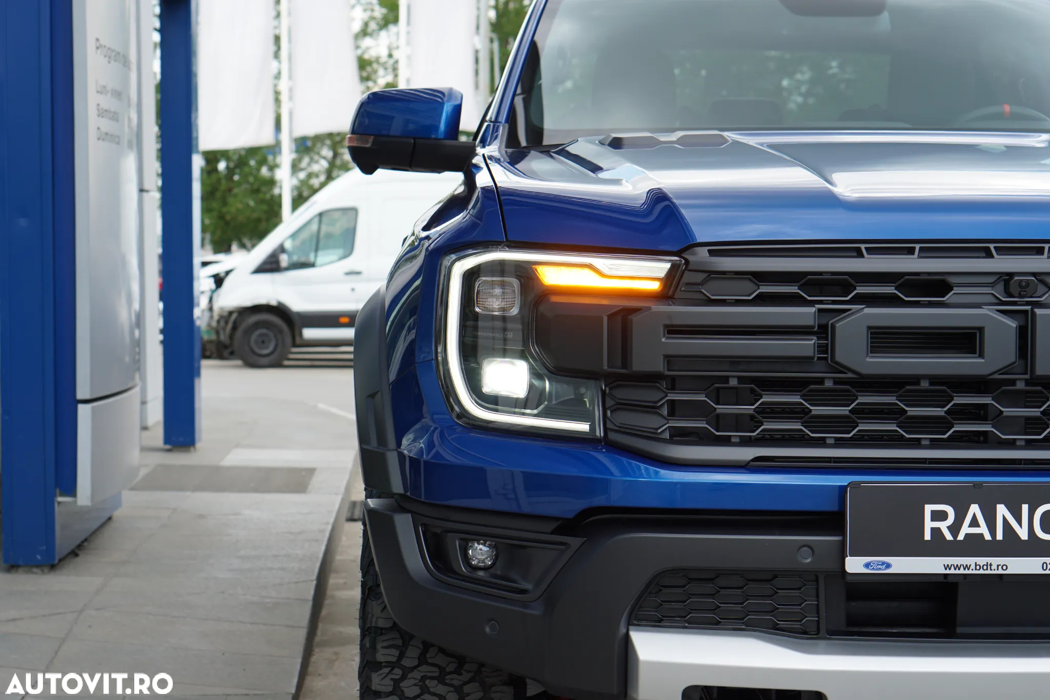 Ford Ranger Pick-Up 3.0 EcoBoost 288 CP 4x4 Cabina Dubla Raptor Aut. - 2