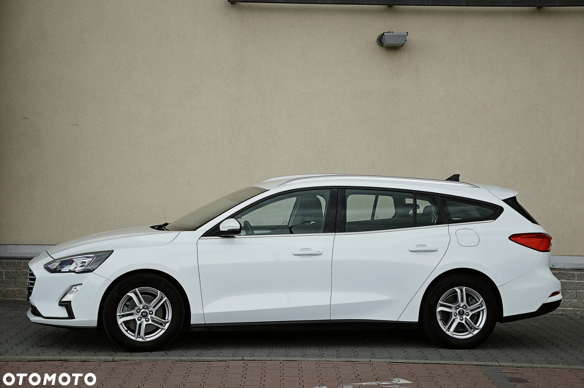 Ford Focus Turnier 1.5 EcoBlue Start-Stopp-System ACTIVE - 20