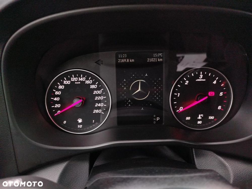 Mercedes-Benz Vito - 15