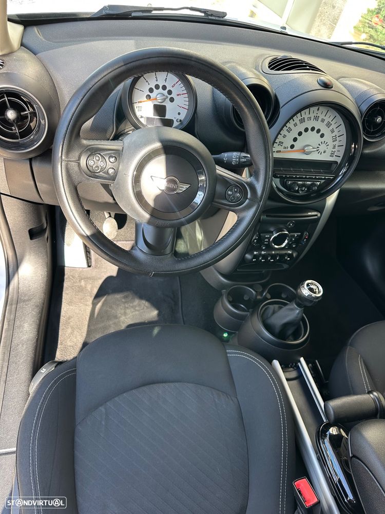 MINI Paceman Cooper D - 13