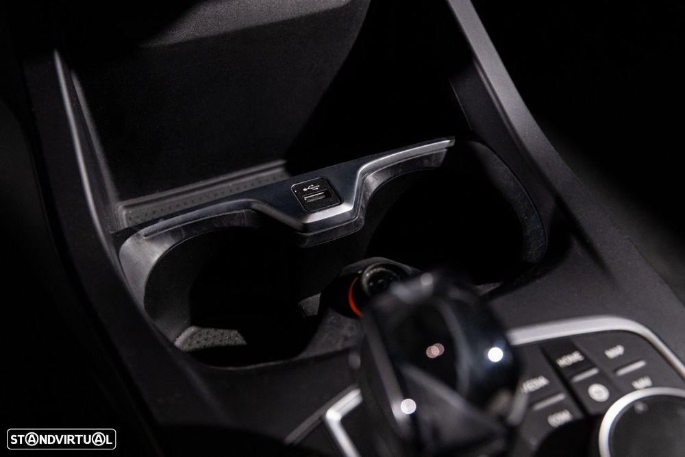 BMW 116 d Corporate Edition Auto - 19