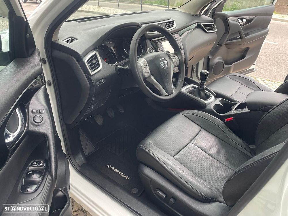 Nissan Qashqai 1.5 dCi Tekna Premium - 6