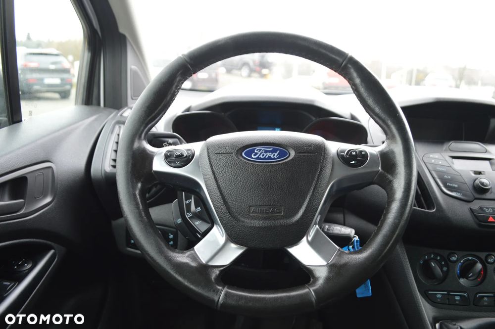 Ford Transit Connect - 18