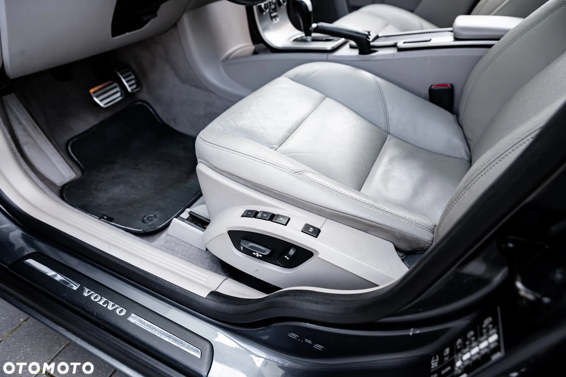 Volvo S40 T5 R-Design - 25