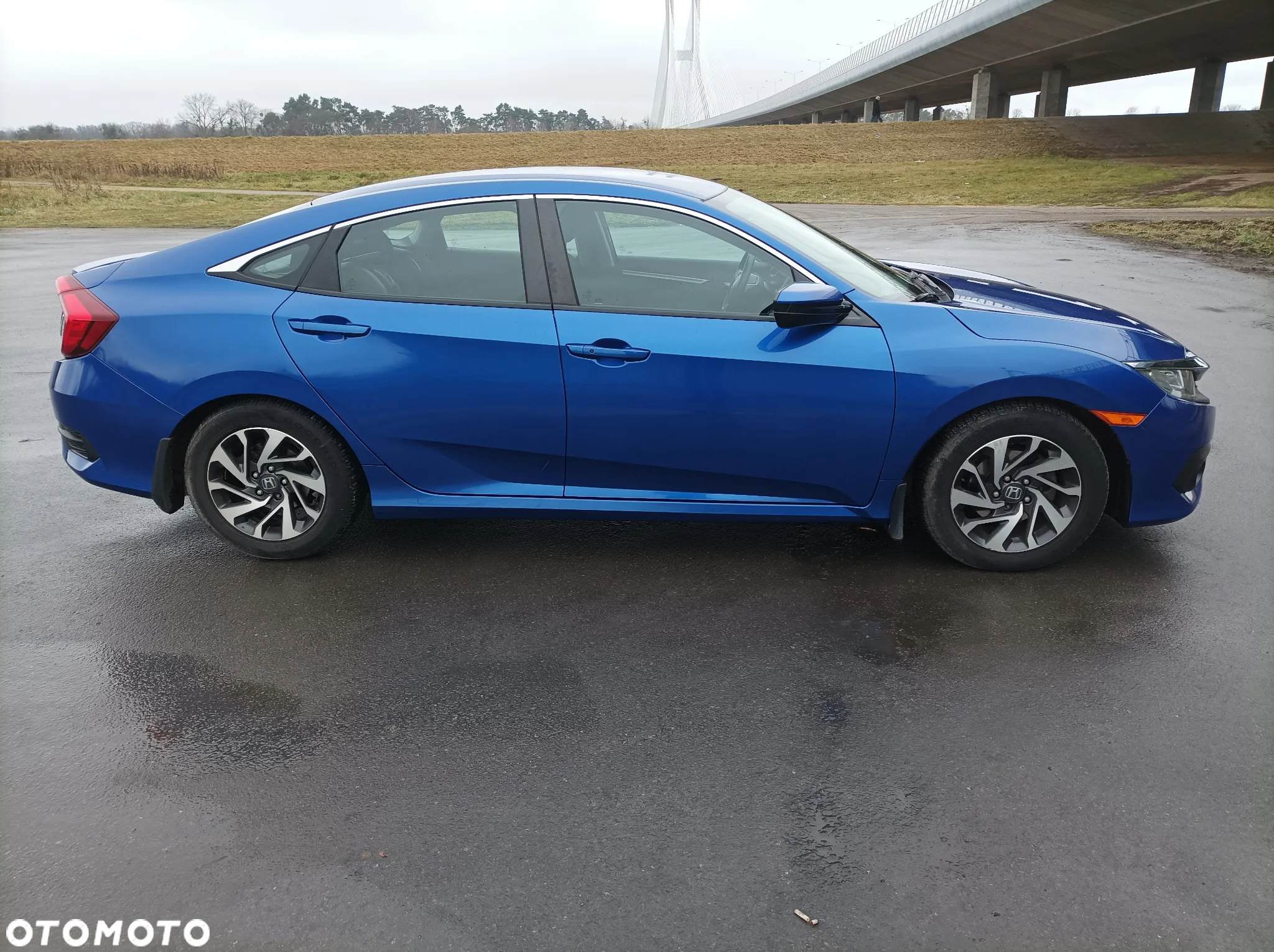 Honda Civic 2.0 i-VTEC LX CVT - 3