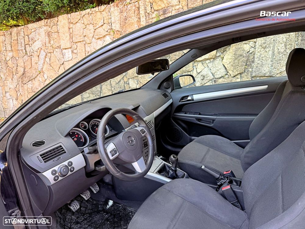 Opel Astra GTC 1.3 CDTI - 12