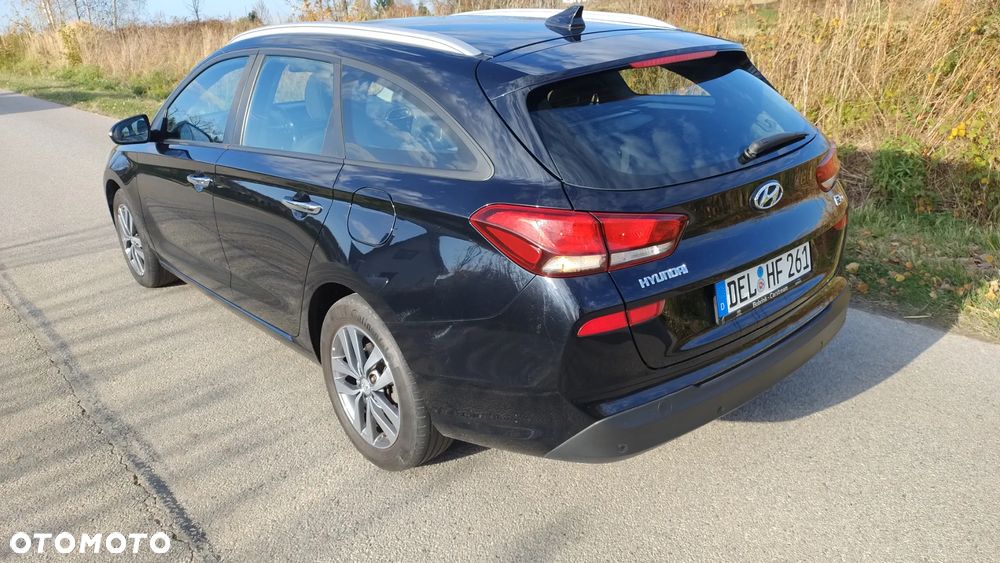 Hyundai i30 1.6 CRDi Classic + DCT - 25