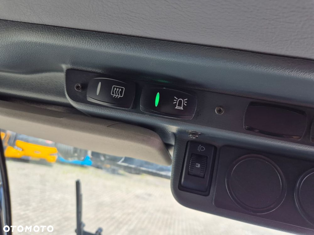 Hako Citymaster 2200 / ZAMIATARKA DROGOWA / KOMPAKTOWA ZAMIATARKA / SERWISOWANA / 2 MIEJSCA / EURO 6 / IDEALNA DO MIASTA I CHODNIKI / BEZWYPADKOWA / MOŻLIWOŚĆ TRANSPORTU - 22