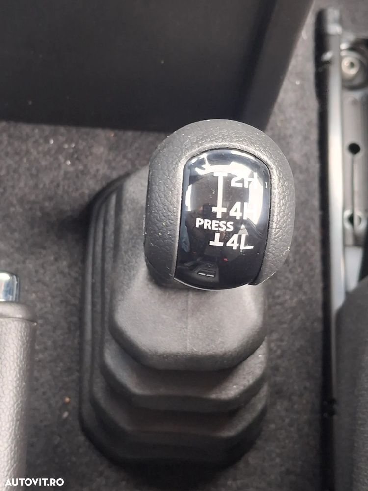 Suzuki Jimny 1.5 ALLGRIP GLX AT - 21