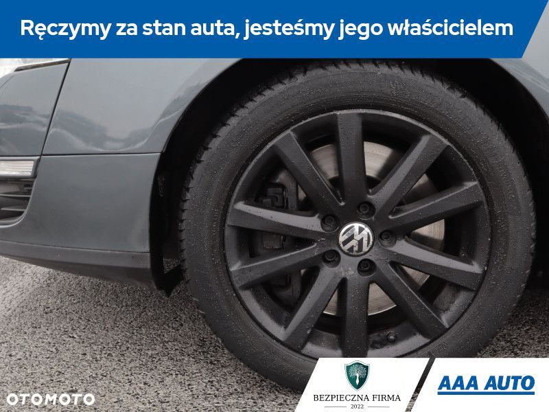 Volkswagen Passat Variant - 17