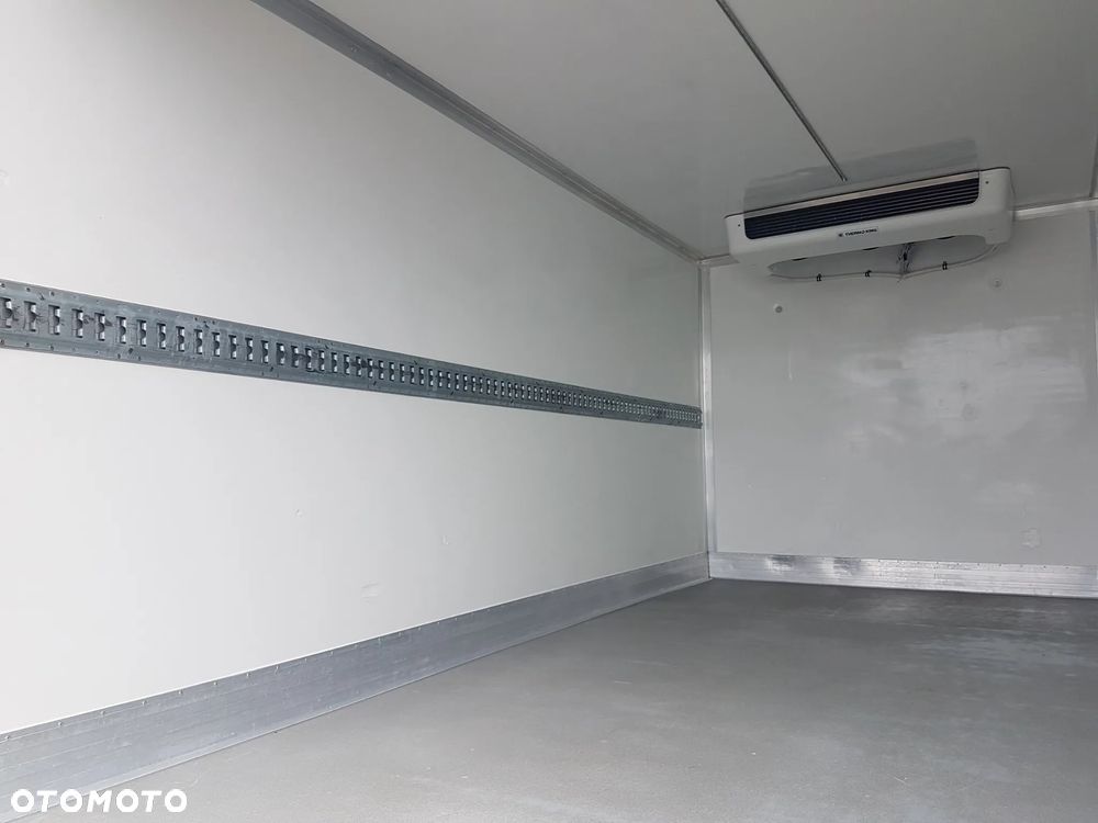 Renault MASTER 8EP CHŁODNIA MROŹNIA 4,22x2,11x2,02 IZOTERMA AGREGAT THERMO KING V-500 MAX GRZANIE KLIMA KRAJOWY - 26