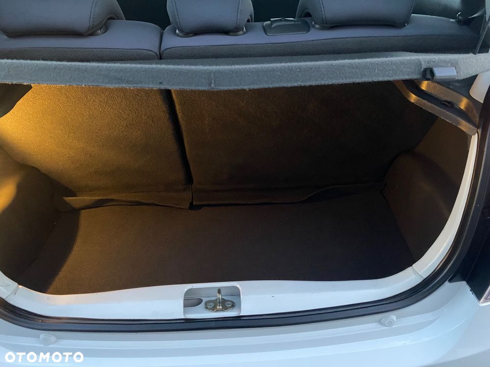 Chevrolet Spark 1.2 LS+ - 22