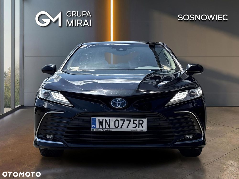 Toyota Camry 2.5 Hybrid Executive CVT - 8