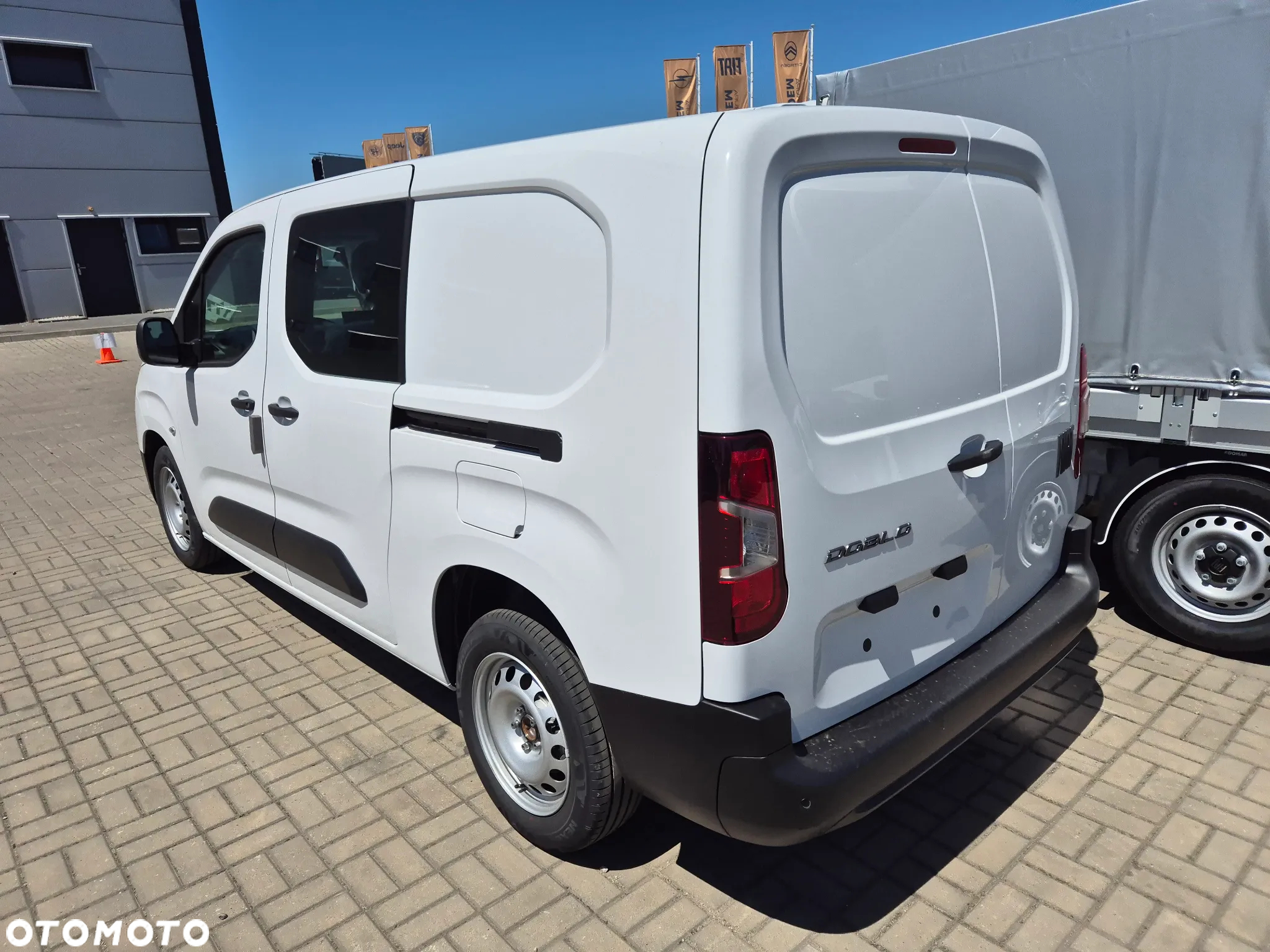 Fiat Doblo CrewCab Brygadowy 5miejsc L2 BHDi 1.5 130KM AUTOMAT2025 !! OD RĘKI !! - 5