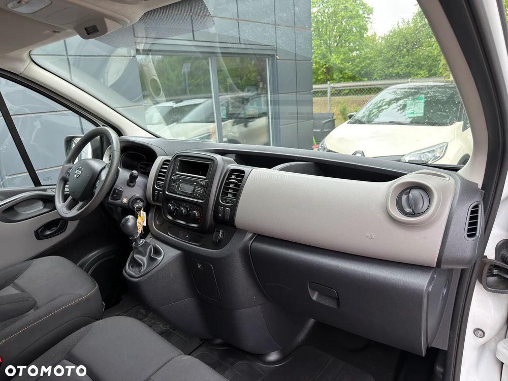 Nissan NV300 1.6 Diesel Long Klimatyzacja Elektryczne Szyby - 25