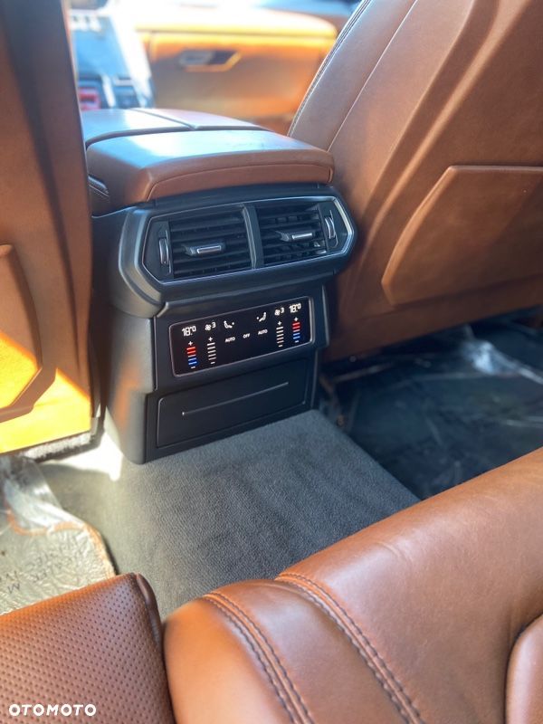 Lamborghini Urus Standard - 23