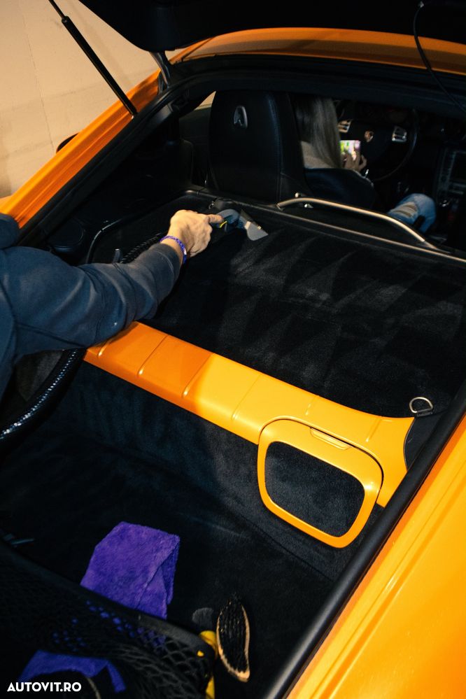 Porsche Cayman - 22
