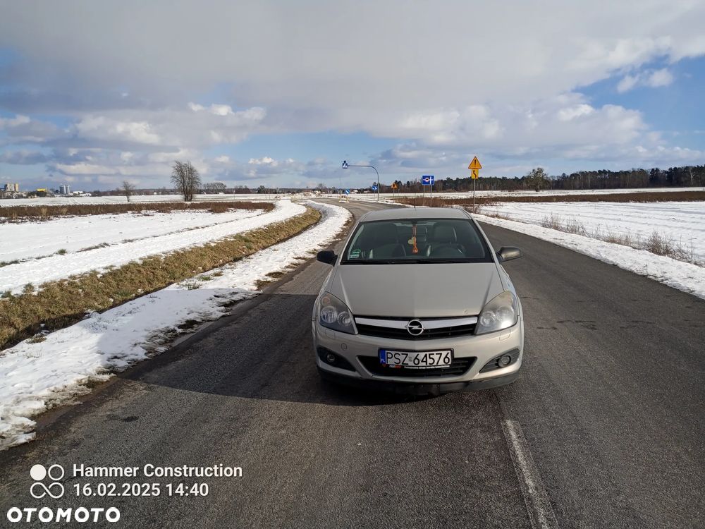 Opel Astra III GTC 1.9 CDTI Sport - 3