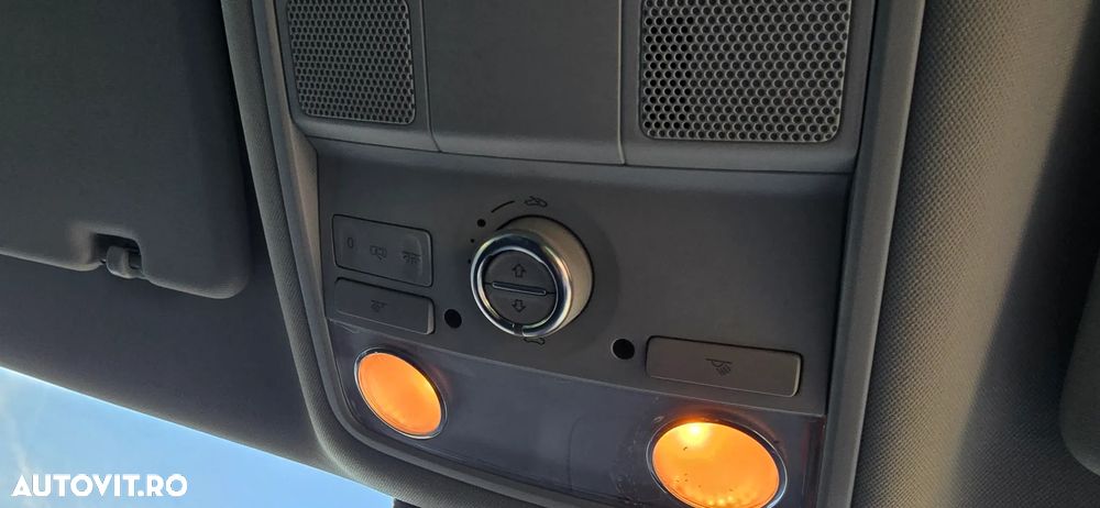 Volkswagen Sharan - 22