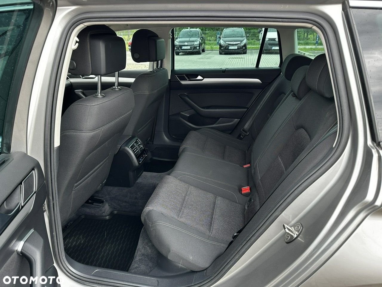 Volkswagen Passat 2.0 TDI BMT Highline DSG - 13