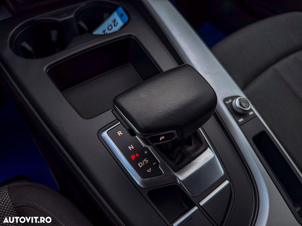 Audi A4 Avant 40 TFSI S tronic - 11