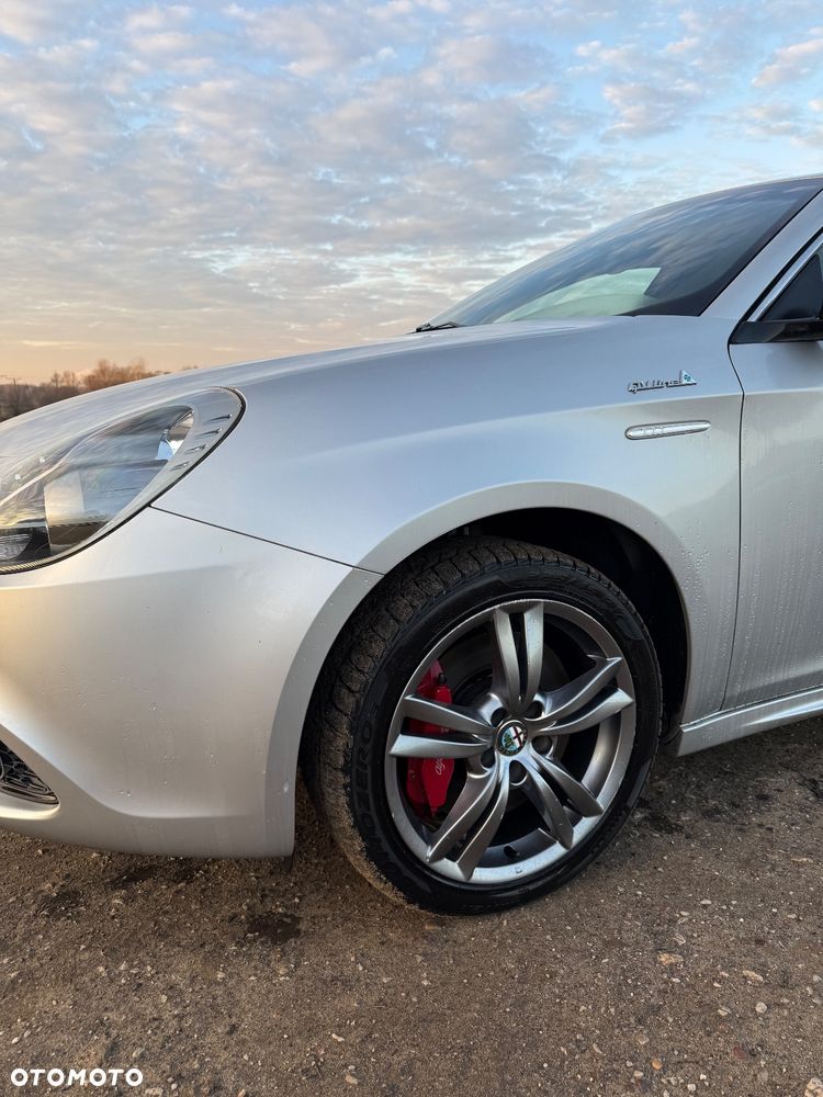 Alfa Romeo Giulietta 1.6 JTDM Veloce - 3