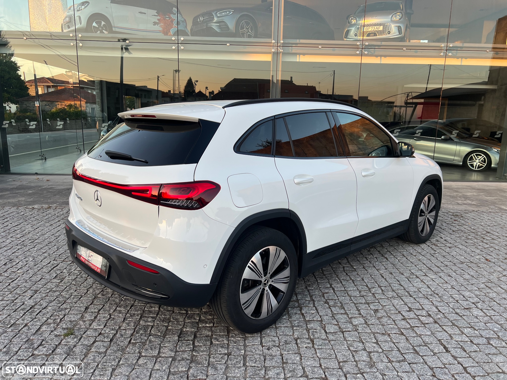 Mercedes-Benz EQA 250 Progressive - 4