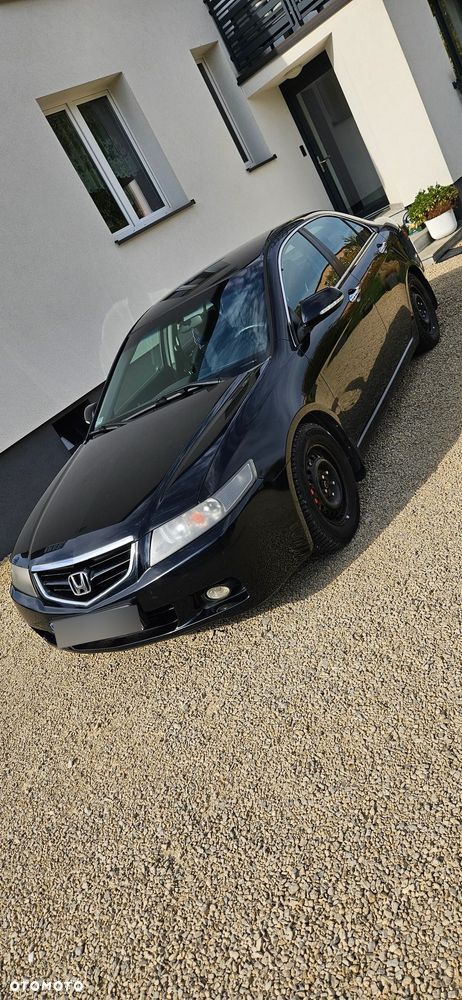 Honda Accord 2003 photo 2