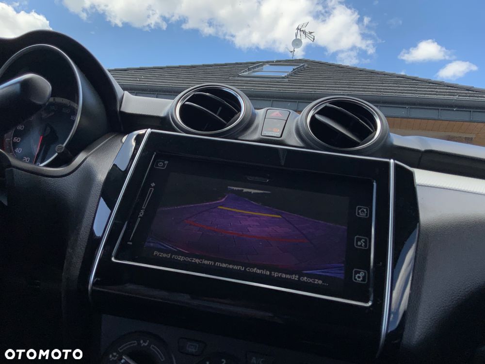 Suzuki Swift 1.2 Premium Plus CVT - 33