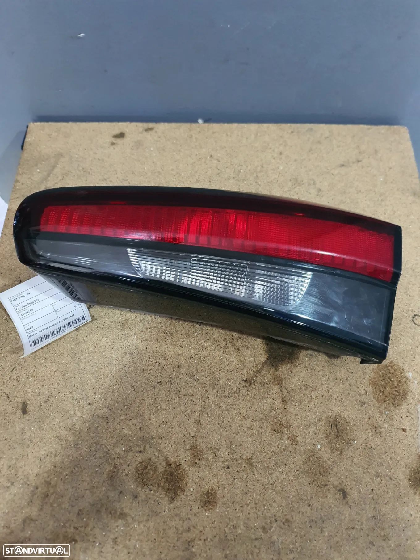 FAROLIM DIREITO MALA FIAT TIPO / 0521341550E / 320E001442 - 1