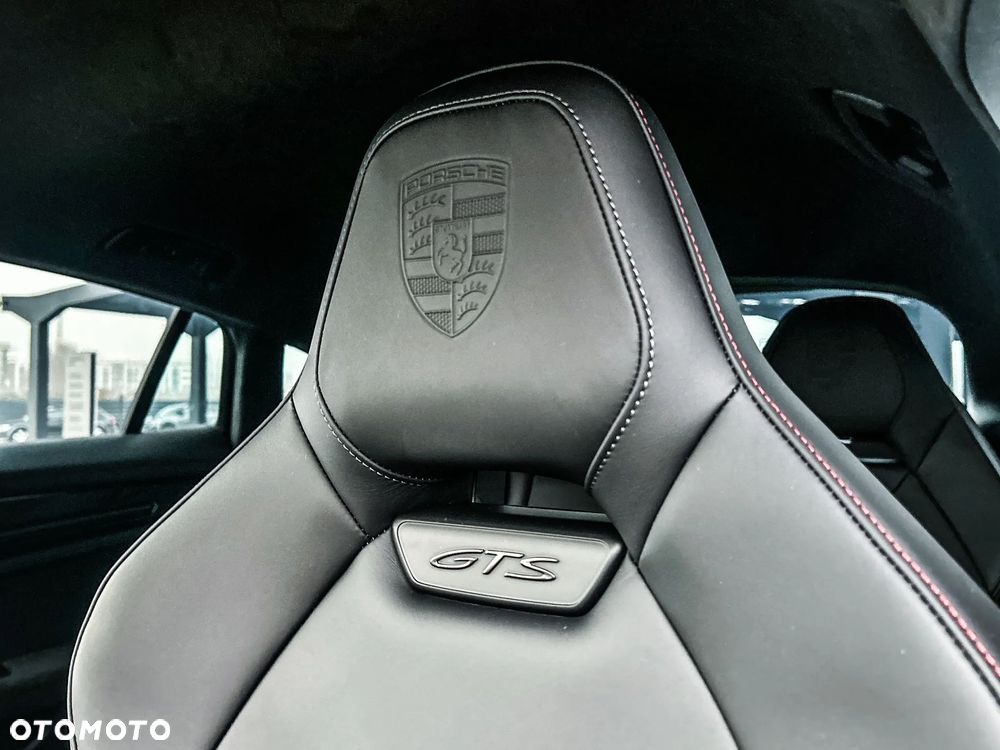 Porsche Panamera - 12