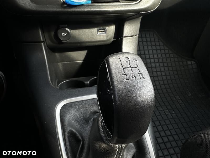 Citroën C3 1.2 PureTech C-Series - 23
