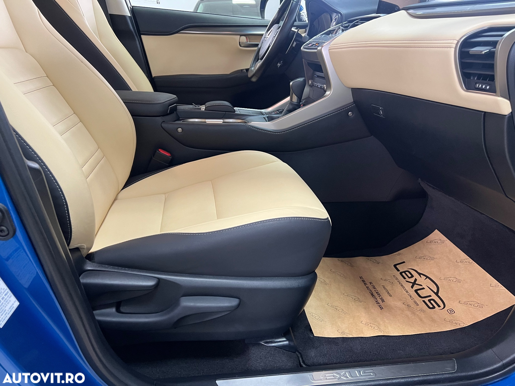 Lexus Seria NX 300h AWD Business - 4