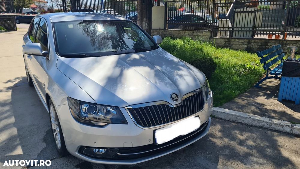 Skoda Superb 2.0 TDI Elegance - 1