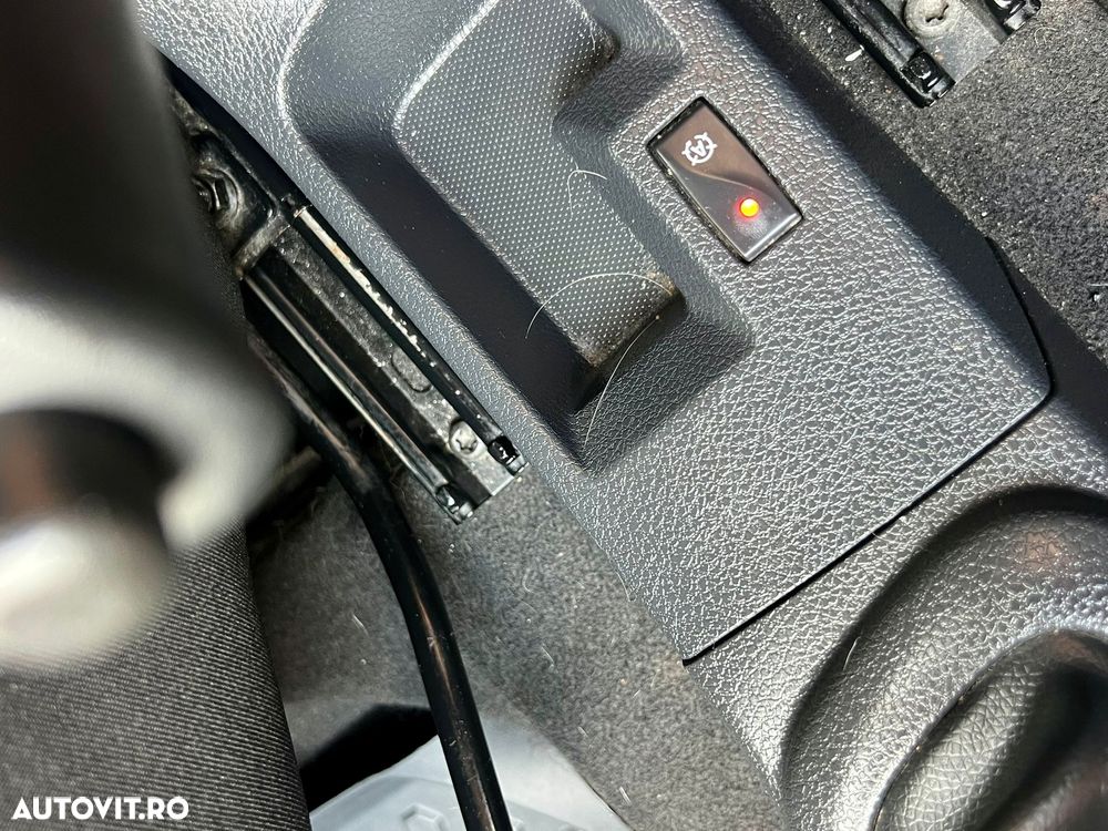 Dacia Logan 0.9 90CP Laureate - 20