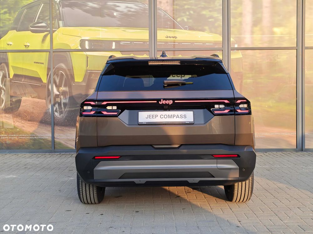 Jeep Compass 1.2 T3 mHEV First Edition FWD DCT - 8