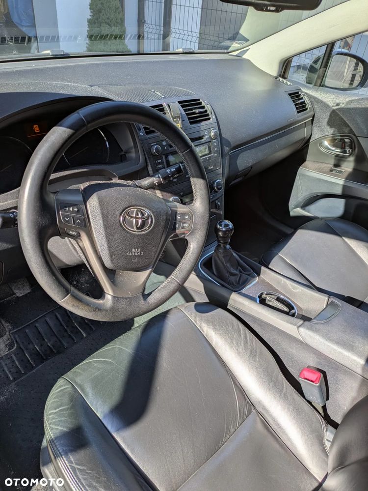 Toyota Avensis 2.0 D-4D Sol - 6