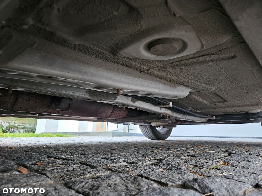 Toyota Auris 1.6 Premium - 36