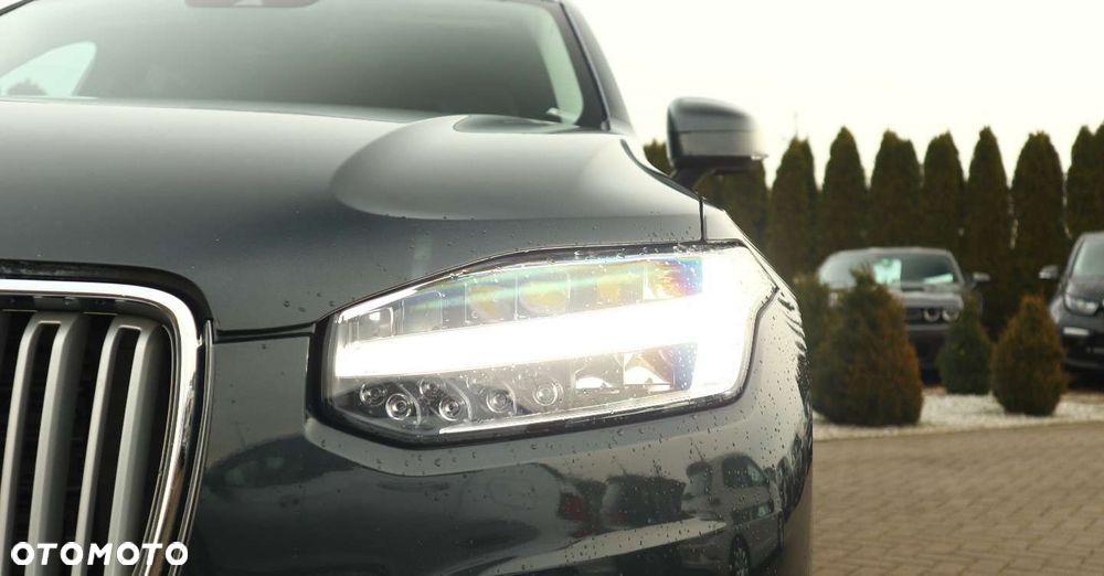 Volvo XC 90 - 12