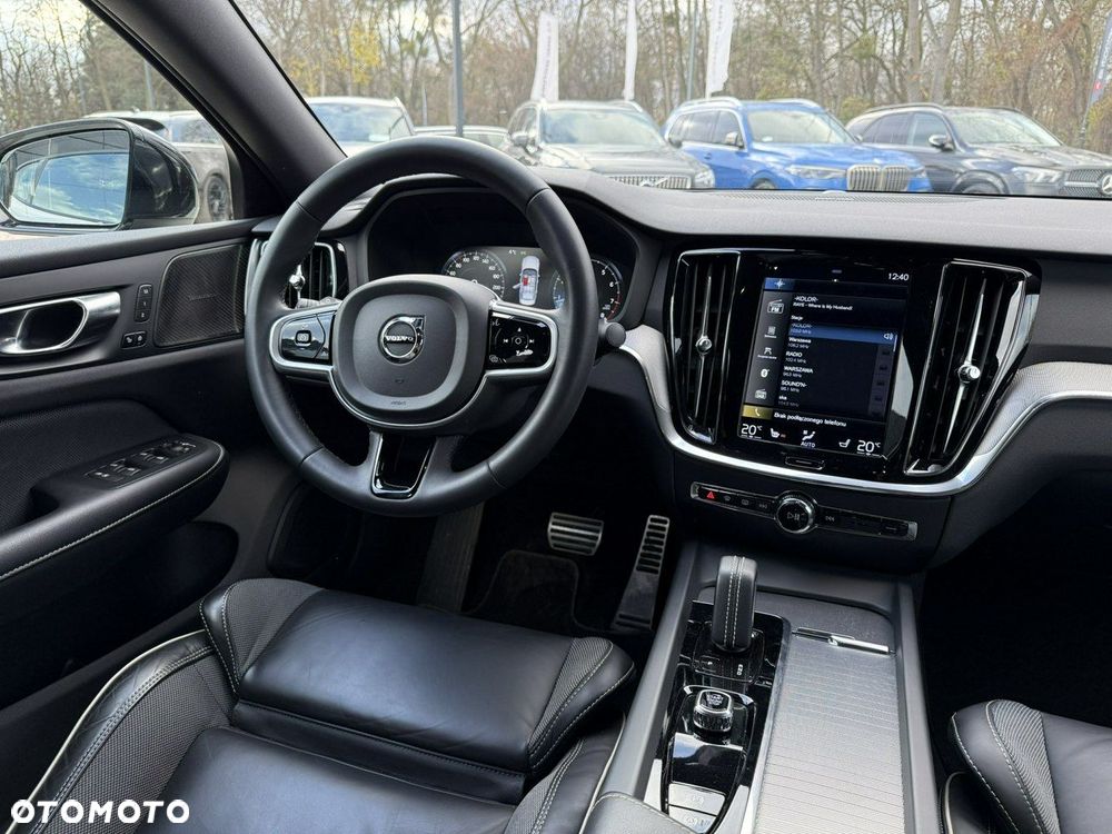 Volvo S60 B4 B R-Design - 9