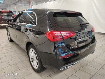 Mercedes-Benz A 250 Limousine e 8G-DCT AMG Line Advanced Plus - 1